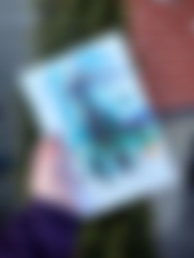 Post media background