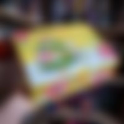 Post media background