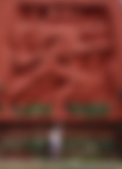 Post media background