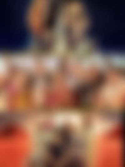 Post media background