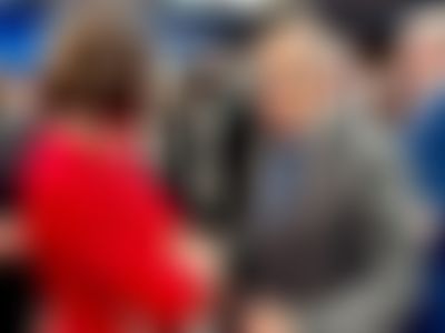 Post media background
