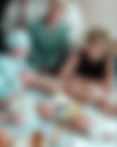 Post media background