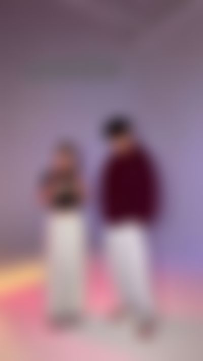 Post media background