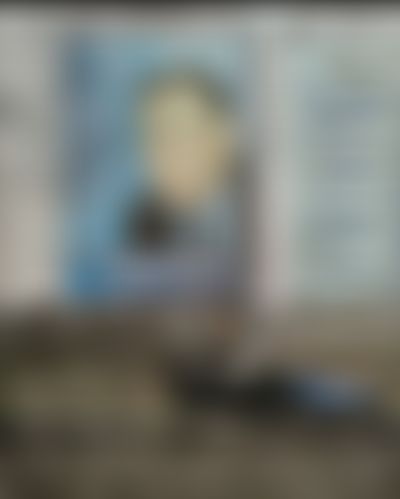 Post media background