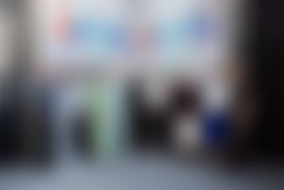 Post media background