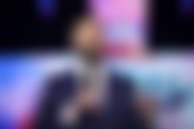 Post media background