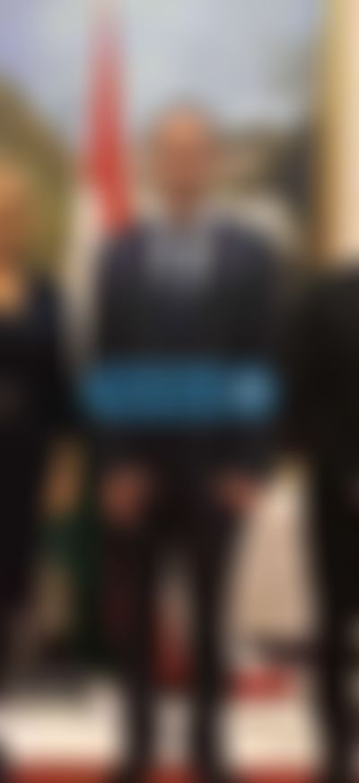 Post media background