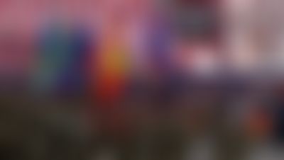 Post media background