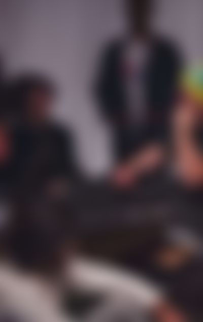 Post media background
