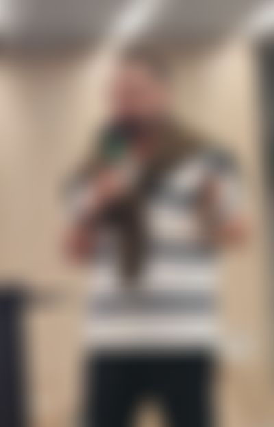 Post media background