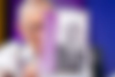 Post media background