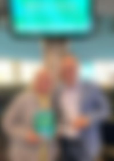 Post media background