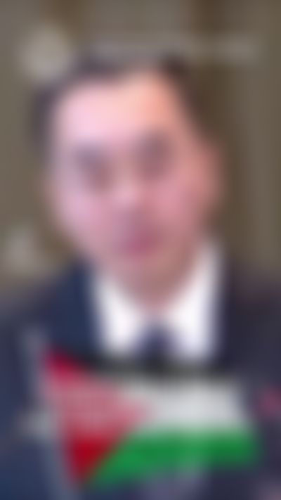 Post media background