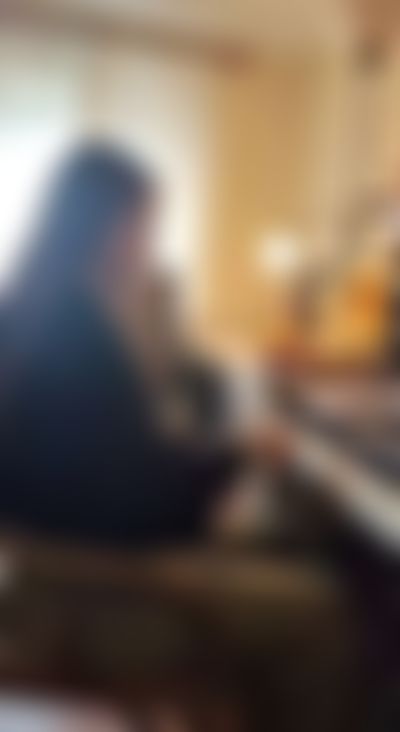 Post media background
