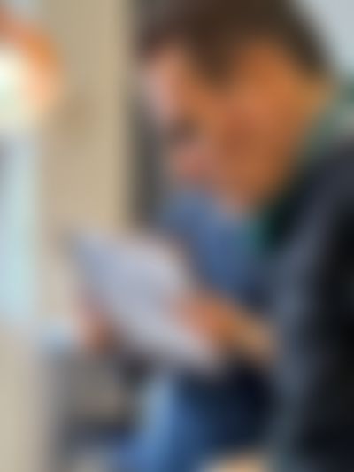 Post media background