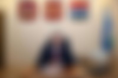 Post media background