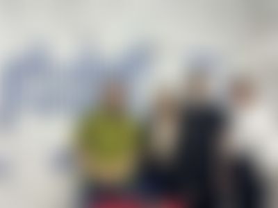 Post media background