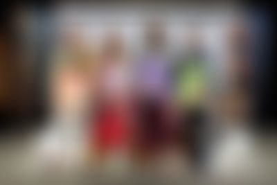 Post media background