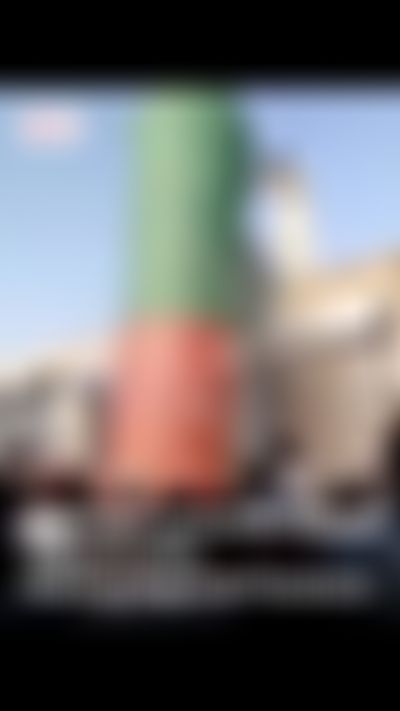Post media background