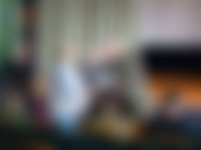 Post media background