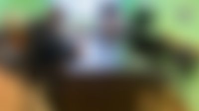Post media background