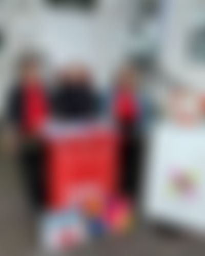 Post media background