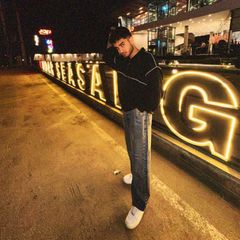 M avatar