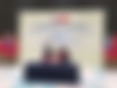 Post media background