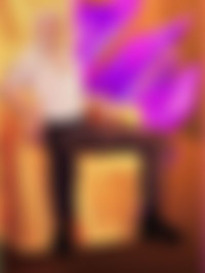 Post media background
