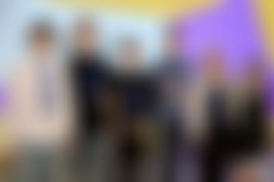 Post media background