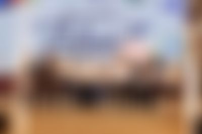 Post media background