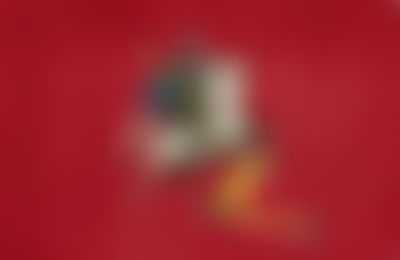 Post media background