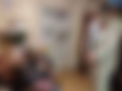Post media background