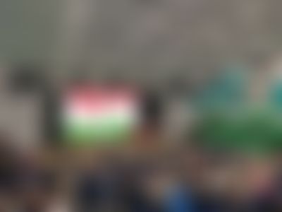 Post media background
