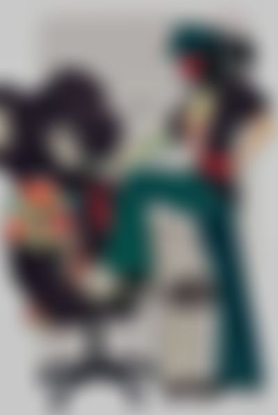 Post media background