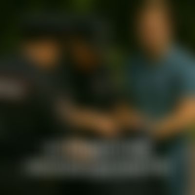 Post media background