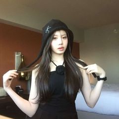 𝘍𝘪𝘳𝘦 𝘨𝘪𝘳𝘭 🖤 avatar