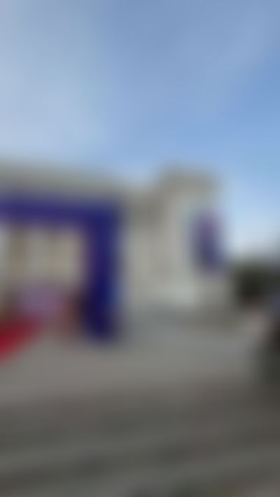 Post media background