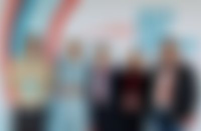 Post media background
