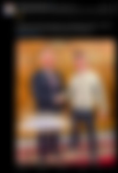 Post media background