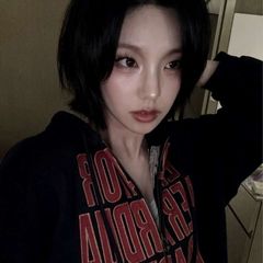 yezyizhere. avatar