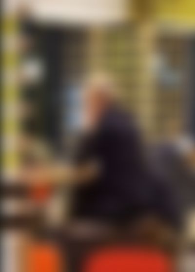 Post media background