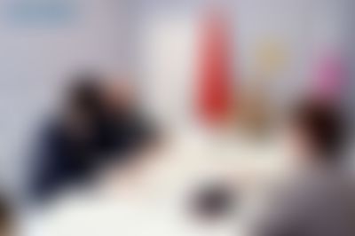 Post media background