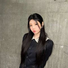 ‌ ‌ ‌ ‌ ‌ ‌hee ’z zip ( closed ) avatar