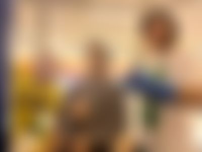Post media background