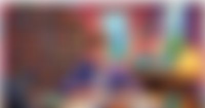 Post media background