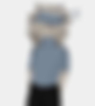 Post media background