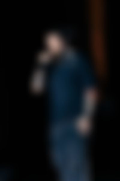 Post media background