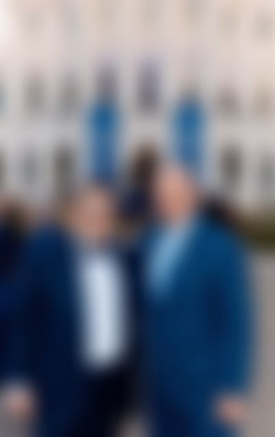 Post media background