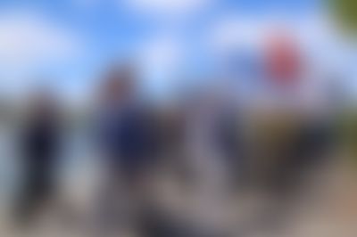 Post media background